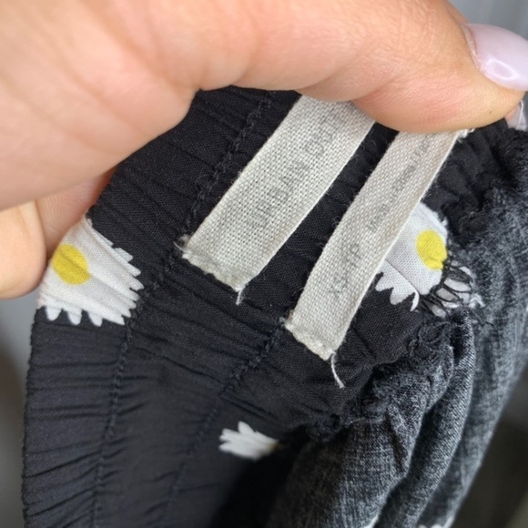 Urban outfitters | Sunflower shorts - Picture 5 of 7